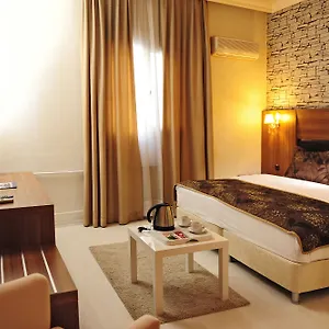 Otel Tanik, İzmir